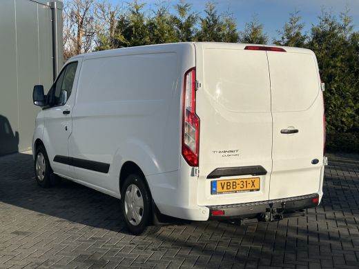 Ford Transit Custom 2.0 TDCI 105 PK / L1H1 / 1e EIG. / 96.558 KM !! / TREKHAAK / INRICHTING / 3-ZITS / AIRCO / CRUISE... ActivLease financial lease