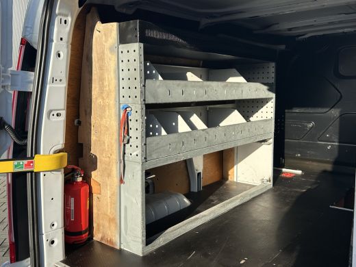 Ford Transit Custom 2.0 TDCI 105 PK / L1H1 / 1e EIG. / 96.558 KM !! / TREKHAAK / INRICHTING / 3-ZITS / AIRCO / CRUISE... ActivLease financial lease