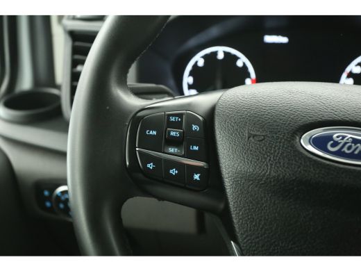 Ford Transit Custom 300 2.0 TDCI L2H1 | DC | Airco | Camera | Carplay | Cruise | Camera | Navi ActivLease financial lease