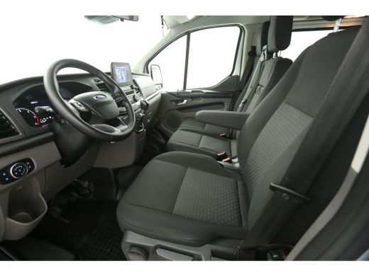 Ford Transit Custom 300 2.0 TDCI L2H1 | DC | Airco | Camera | Carplay | Cruise | Camera | Navi ActivLease financial lease