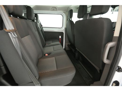 Ford Transit Custom 300 2.0 TDCI L2H1 | DC | Airco | Camera | Carplay | Cruise | Camera | Navi ActivLease financial lease