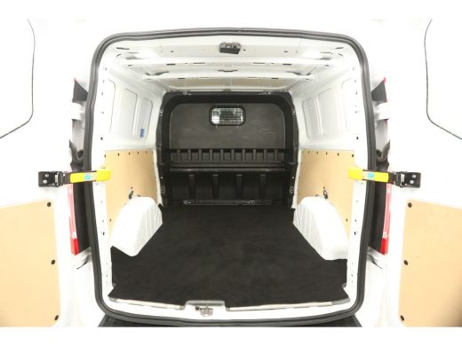Ford Transit Custom 300 2.0 TDCI L2H1 | DC | Airco | Camera | Carplay | Cruise | Camera | Navi ActivLease financial lease