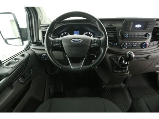 Ford Transit Custom 340 2.0 TDCI 170PK L2H1 | 2800KG Trekgew. | Trekh. | Airco | 3-Zits | Cruise | Parkeersens. ActivLease financial lease