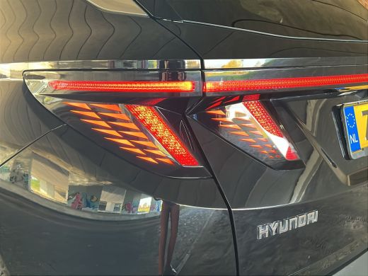 Hyundai Tucson 1.6 T-GDI 265pk PHEV Premium 4WD (299,- p/m Demo Deal!) | Leder | Carplay | Climate | Keyless | N... ActivLease financial lease