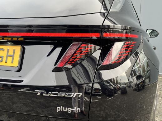 Hyundai Tucson 1.6 T-GDI 265pk PHEV Premium 4WD (299,- p/m Demo Deal!) | Leder | Carplay | Climate | Keyless | N... ActivLease financial lease