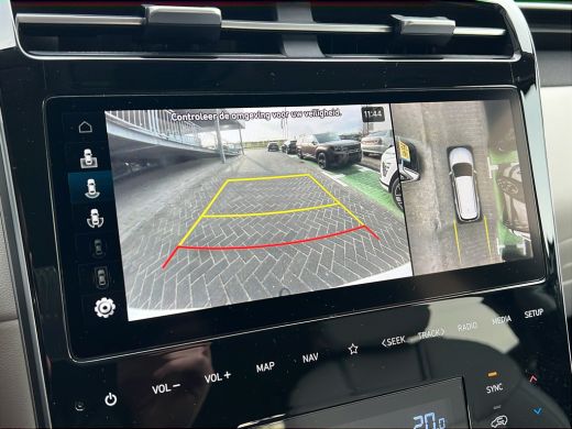 Hyundai Tucson 1.6 T-GDI 265pk PHEV Premium 4WD (299,- p/m Demo Deal!) | Leder | Carplay | Climate | Trekhaak | ... ActivLease financial lease