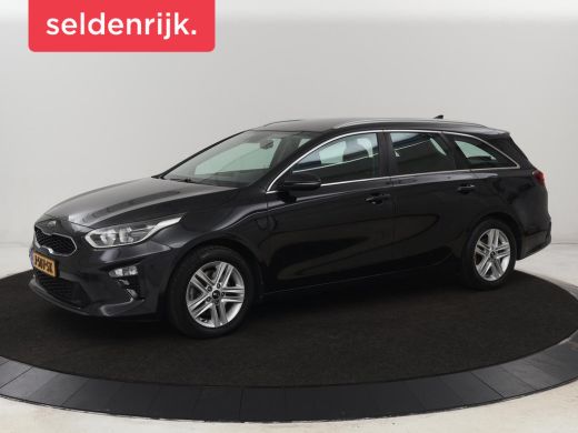 Kia Ceed 1.4 T-GDi DynamicLine | Automaat | Camera | Trekhaak | Carplay | Navigatie | Climate control | DA...