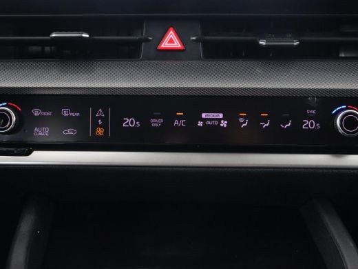 Kia Sportage 1.6 T-GDI Plug-in Hybrid AWD DynamicPlusLine | Stoel & stuurverwarming | Half leder | Camera | Ca... ActivLease financial lease