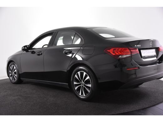 Mercedes-Benz A-Klasse 180 *1ste Eigenaar*Navigatie*Camera*Carplay* ActivLease financial lease