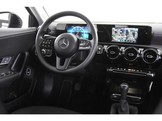Mercedes-Benz A-Klasse 180 *1ste Eigenaar*Navigatie*Camera*Carplay* ActivLease financial lease