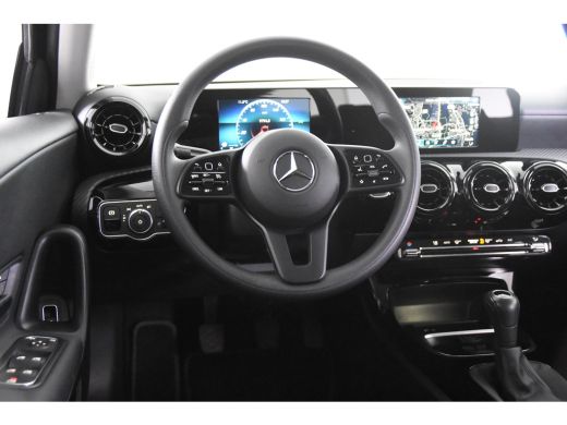 Mercedes-Benz A-Klasse 180 *1ste Eigenaar*Navigatie*Camera*Carplay* ActivLease financial lease