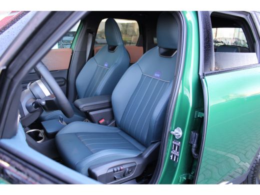 Mini Countryman Classic Automaat / Panoramadak / Trekhaak / JCW Sportstoel / Comfort Access / Stuurverwarming / L... ActivLease financial lease