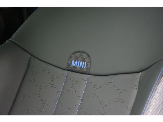 Mini Countryman E / Classic / Pakket M Plus / 18" Asteroid Spoke ActivLease financial lease