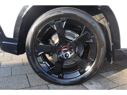 Mini Countryman E / John Cooper Works / Pakket L / 19" John Cooper Works Runway Spoke Black ActivLease financial lease