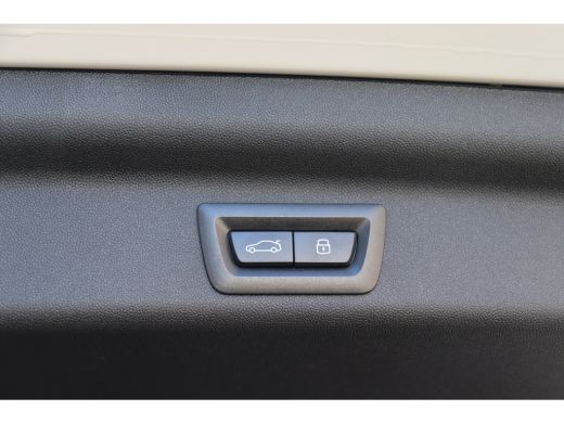 Mini Countryman E / John Cooper Works / Pakket L / 19" John Cooper Works Runway Spoke Black ActivLease financial lease