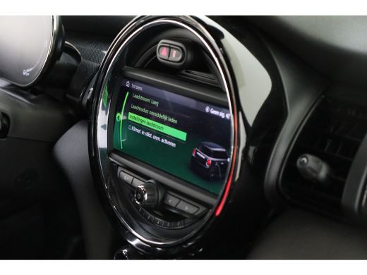 Mini Electric Charged / Sportstoelen / Achteruitrijcamera / Comfort Access / Stoelverwarming / Adaptieve LED / ... ActivLease financial lease