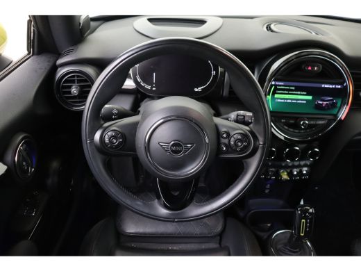 Mini Electric Charged / Sportstoelen / Achteruitrijcamera / Comfort Access / Stoelverwarming / Adaptieve LED / ... ActivLease financial lease