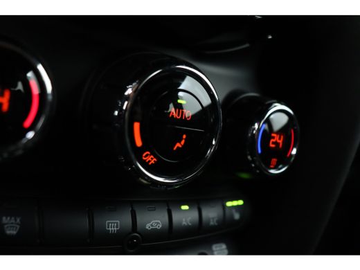 Mini Electric Charged / Sportstoelen / Achteruitrijcamera / Comfort Access / Stoelverwarming / Adaptieve LED / ... ActivLease financial lease