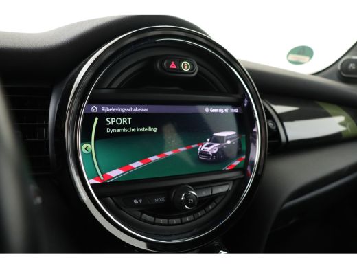 Mini Electric Charged / Sportstoelen / Achteruitrijcamera / Comfort Access / Stoelverwarming / Adaptieve LED / ... ActivLease financial lease