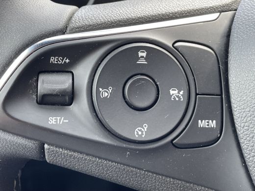 Opel Mokka 130pk Ultimate (Camera - Keyless Entry - Parkeersensoren V+A - Navigatie - LED - Automatische Air... ActivLease financial lease