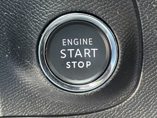 Opel Mokka 130pk Ultimate (Camera - Keyless Entry - Parkeersensoren V+A - Navigatie - LED - Automatische Air... ActivLease financial lease