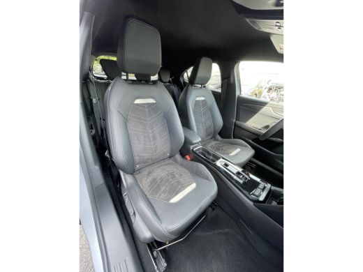 Opel Mokka 130pk Ultimate (Camera - Keyless Entry - Parkeersensoren V+A - Navigatie - LED - Automatische Air... ActivLease financial lease