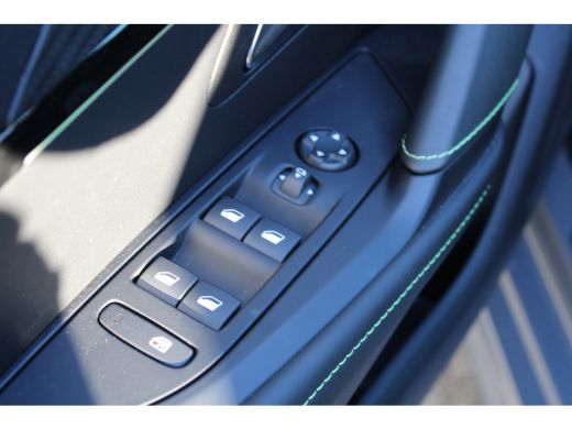 Peugeot 208 Hybrid 100 e-DCS6 GT | Automaat | Navi by app | Apple carplay | Camera | Full LED | Mild Hybrid | ActivLease financial lease