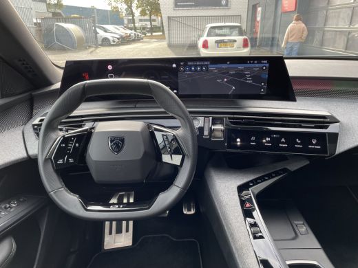 Peugeot 3008 136pk Hybrid GT First Edition (Elektrische Klep - Stoel-/- stuurverwarming - Adaptieve Cruise Con... ActivLease financial lease