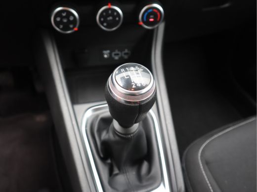 Renault Captur 1.3 TCe 140 Business Zen ActivLease financial lease