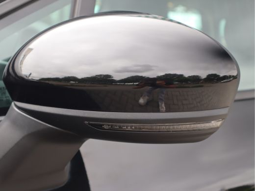 Renault Captur 1.3 TCe 140 Business Zen ActivLease financial lease