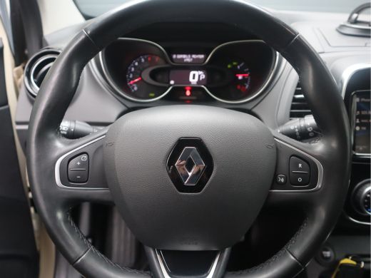 Renault Captur 1.3 TCe Intens Automaat / Panoramadak / R-Link ActivLease financial lease