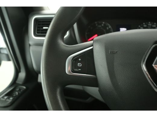 Renault Master 2.3 dCi 150PK L2H2 | 3-Zits | Clima | Camera | Cruise | Trekh. | 2xSchuifdeur | Parkeersens. ActivLease financial lease