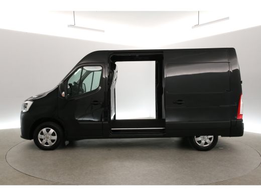Renault Master 2.3 dCi 150PK L2H2 | 3-Zits | Clima | Camera | Cruise | Trekh. | 2xSchuifdeur | Parkeersens. ActivLease financial lease