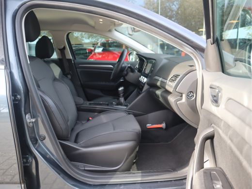 Renault M&eacute;gane Estate 1.3 TCe 140 Equilibre ActivLease financial lease