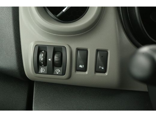 Renault Trafic 1.6 dCi T27 L1H1 | Airco | Cruise | Trekh. | Parkeersens. | Elektrpakket ActivLease financial lease