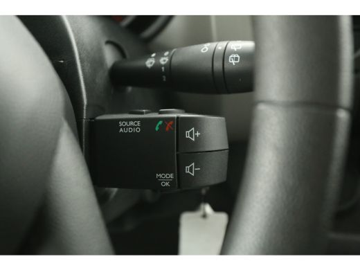 Renault Trafic 1.6 dCi T27 L1H1 | Airco | Cruise | Trekh. | Parkeersens. | Elektrpakket ActivLease financial lease