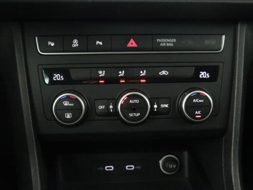 Seat Ateca 2.0 TDI Style Intens | Carplay | Camera | Navigatie | Full LED | Park Assist | Cruise control | C... ActivLease financial lease