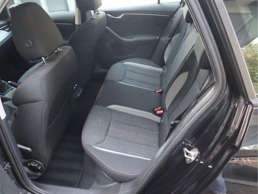 Skoda Kamiq 1.0 TSI Business Edition ActivLease financial lease