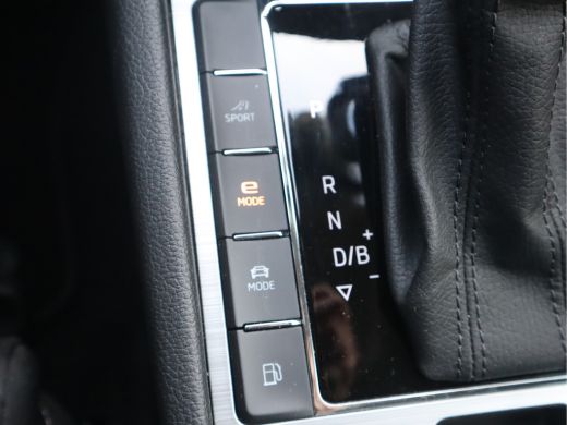 Skoda Superb Combi 1.4 TSI iV Business Edition Plus Adaptive Cruise ActivLease financial lease