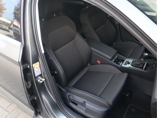 Skoda Superb Combi 1.4 TSI iV Business Edition Plus Adaptive Cruise ActivLease financial lease