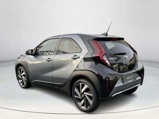 Toyota Aygo 1.0 VVT-i MT Envy | Celestite Grey met zwart dak | Nieuw uit voorraad leverbaar | ActivLease financial lease