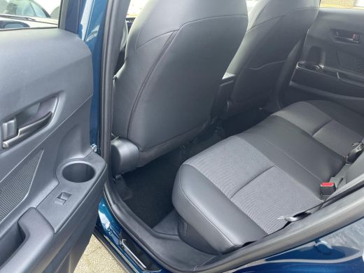 Toyota C-HR 1.8 Hybrid 140 Executive Plus Pack ActivLease financial lease