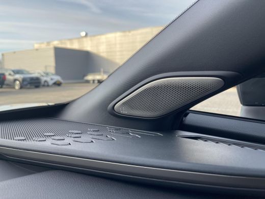 Toyota C-HR 1.8 Hybrid 140 Executive Plus Pack ActivLease financial lease