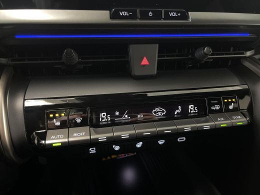 Toyota C-HR 1.8 Hybrid 140 Executive Plus Pack ActivLease financial lease