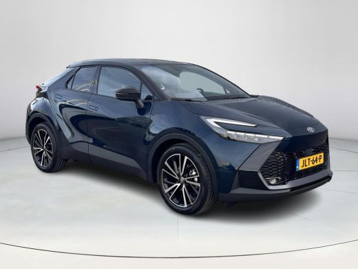 Toyota C-HR 1.8 Hybrid 140 Executive Plus Pack ActivLease financial lease