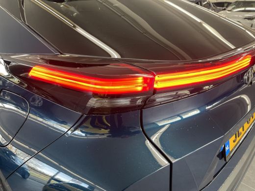 Toyota C-HR 1.8 Hybrid 140 Executive Plus Pack ActivLease financial lease