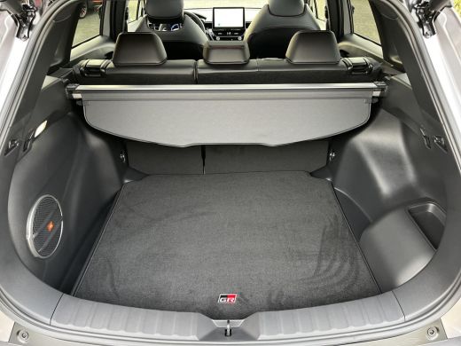 Toyota Corolla Cross Hybrid 180 GR Sport | Metalstream grey met zwart dak | Panoramadak | Nieuw uit voorraad | ActivLease financial lease