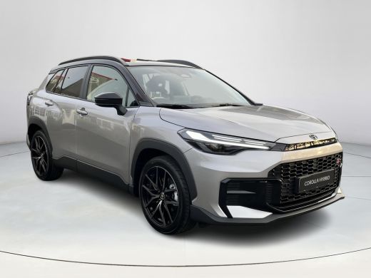 Toyota Corolla Cross Hybrid 180 GR Sport | Metalstream grey met zwart dak | Panoramadak | Nieuw uit voorraad | ActivLease financial lease