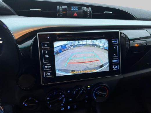 Toyota Hilux 2.4 D-4D-F Double Cab Professional | BE trekker | 5persoons | GRIJSKENTEKEN| Rollcover| Geheel ri... ActivLease financial lease