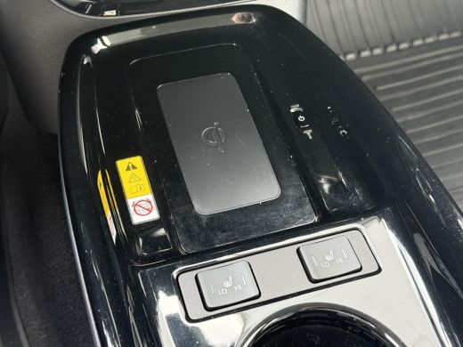 Toyota Prius 1.8 Plug-in Executive **NAVIGATIE/ LEDEREN BEKLEDING/ 360 CAMERA/ ADAPTIEF CRUISE CONTROL/ 36 MAA... ActivLease financial lease